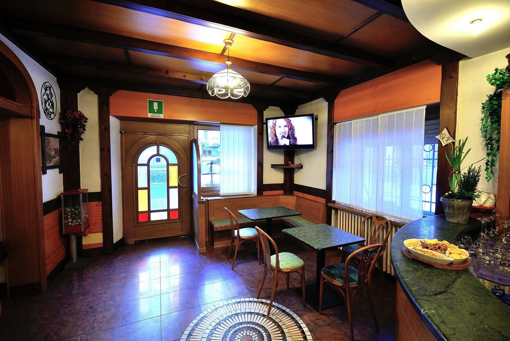 Albergo Morandi Valbondione Exterior foto